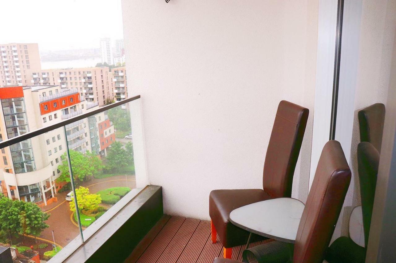 Premium Waterside Apartment London Eksteriør bilde